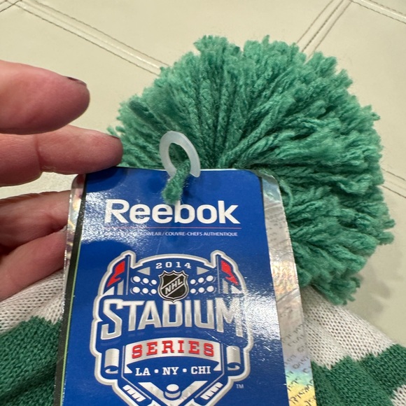 NWT -Devils hat from the Reebok stadium series - Picture 9 of 10